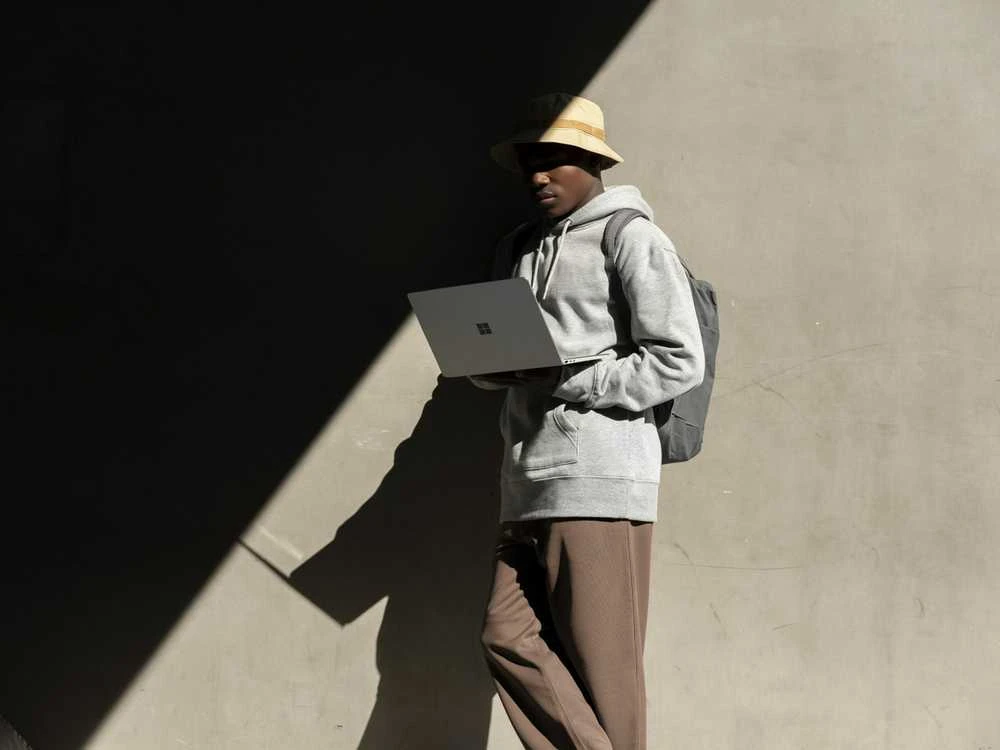 Microsoft Surface Nešiojamas kompiuteris Go Intel Core i5-1035G1 12.4inch 8GB RAM 256GB SSD Intel UHD Graphics W10P Platinum EN Commercial