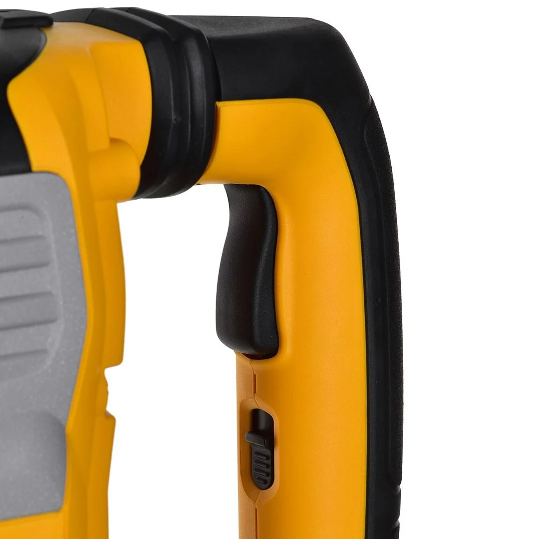 DEWALT perforatorius D25773K SDS-MAX 1700W 19.4J 10.5kg