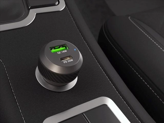 NATEC automobilinis įkroviklis Coney 2x USB 1x USB-C PD 3.0 84W QC3.0