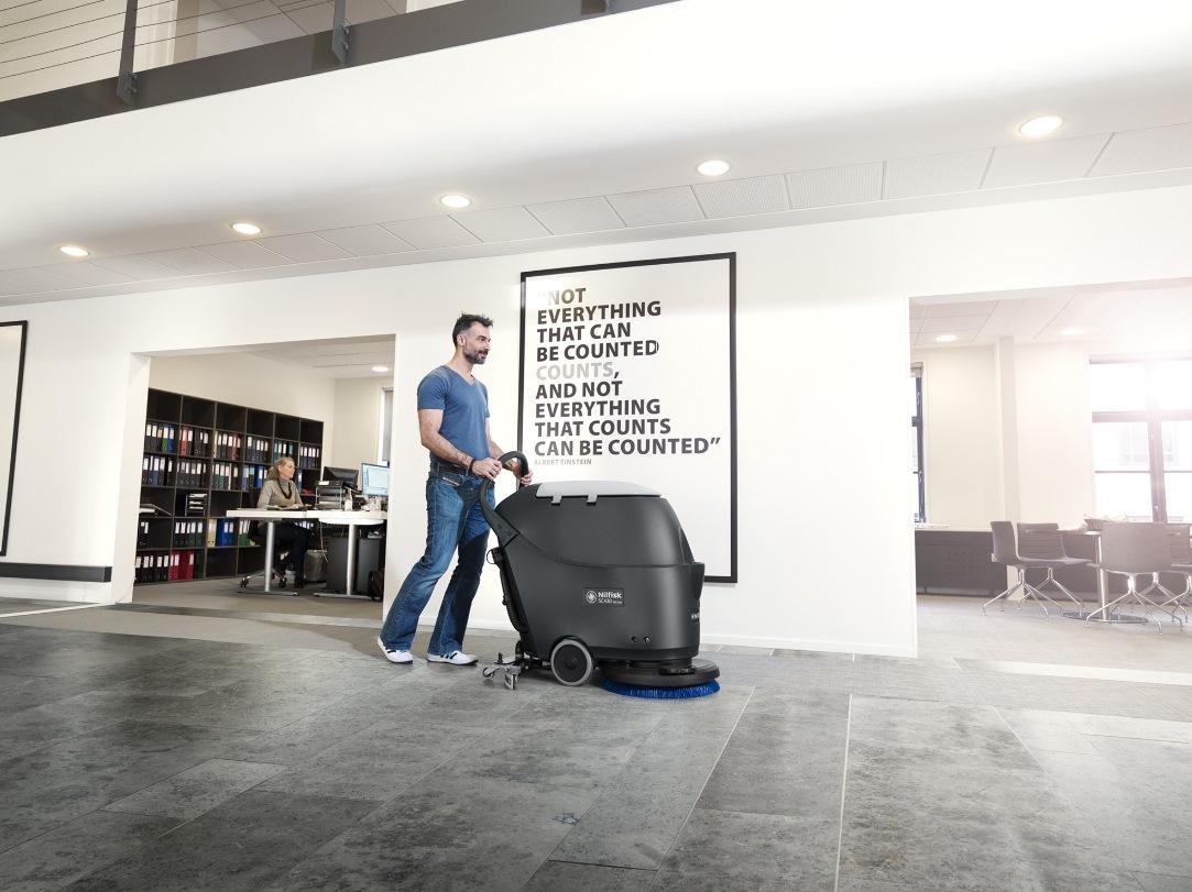 Automatinis šveitiklis - Nilfisk SC430 53 B