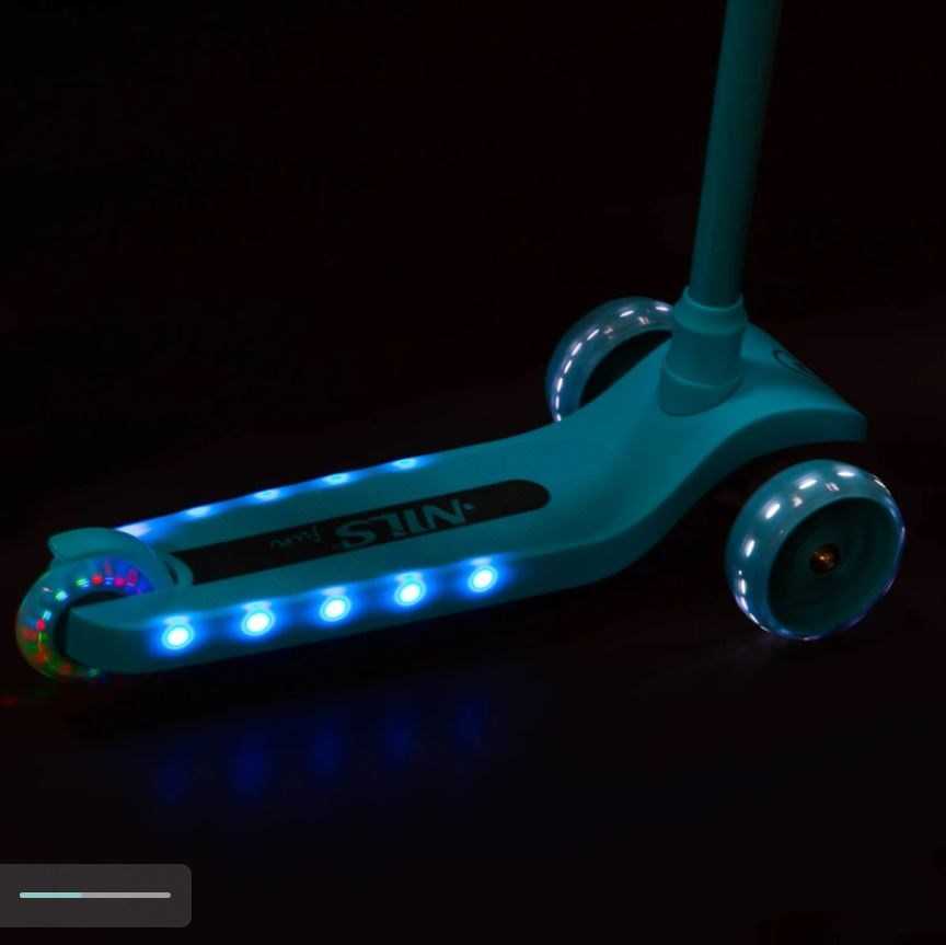 Nils Extreme NILS FUN HLB09 LED turquoise children's scooter