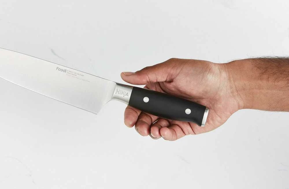 Ninja Foodi StaySharp 6 dalių peilių rinkinys su integruotu galąstuvu bloke (K32006EU) aprašymas - Prekės nuotrauka