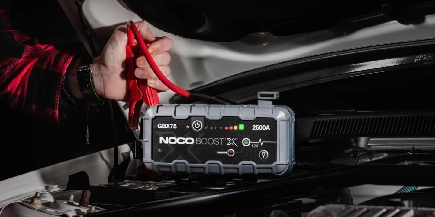 Automobilio Užvedimo Įrenginys - NOCO GBX75 2500A Benzininiams Varikliams iki 8.5L ir Dyzeliniams iki 6.5L