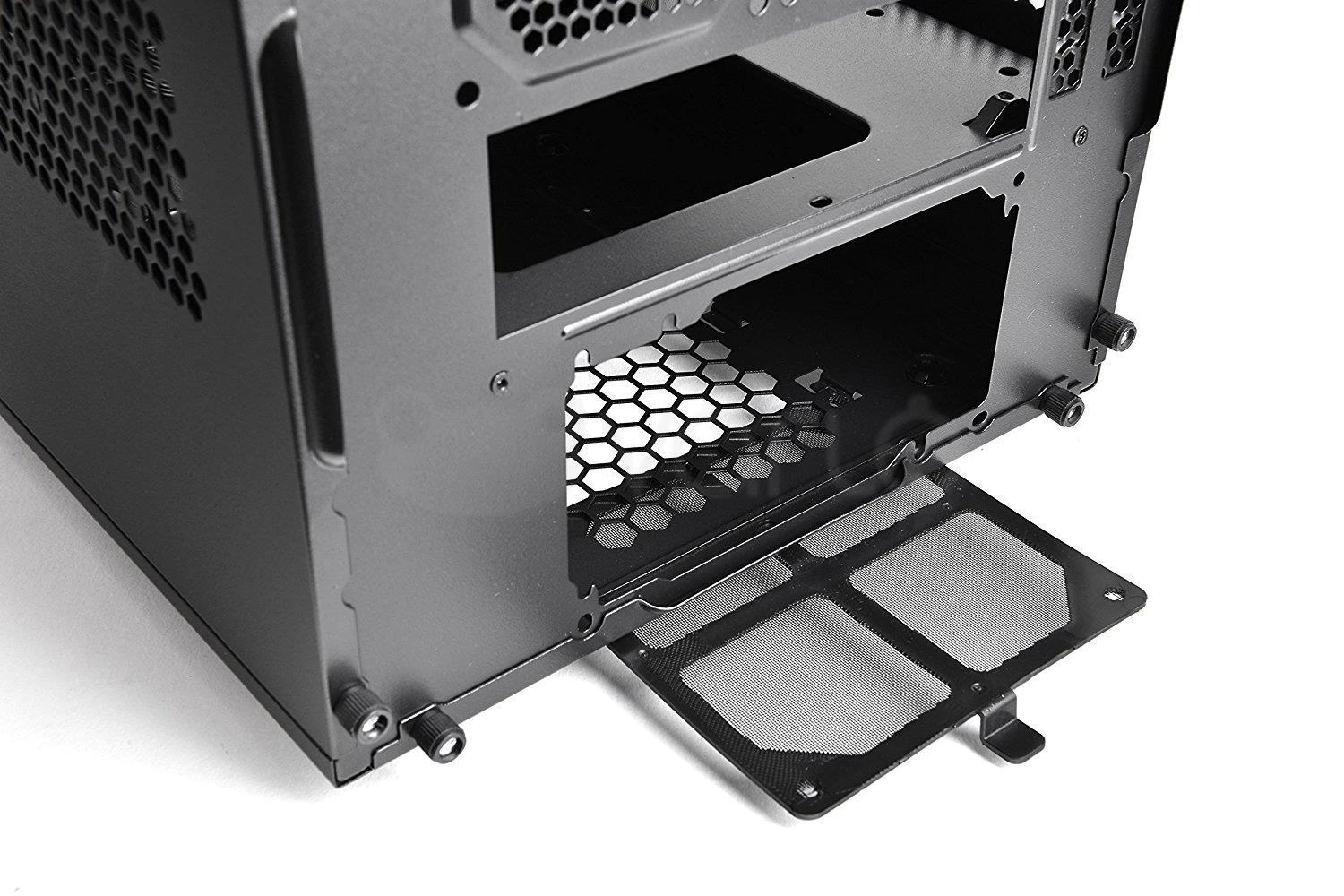 THERMALTAKE Core V1 Mini-ITX Case 2x USB 3.0 ir 1x HD Audio I/O jungtis viršuje, vienas iš anksto įdiegtas 200 mm ventiliatorius
