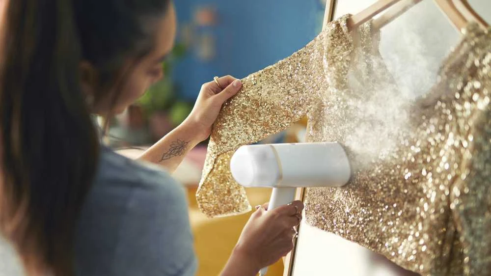 Philips 3000 serijos rankinis garintuvas STH3020/10 Kompaktiškas ir sulankstomas Paruoštas naudoti per ~30 sekundžių 1000W, iki 20g/min. Nereikia lyginimo lentos