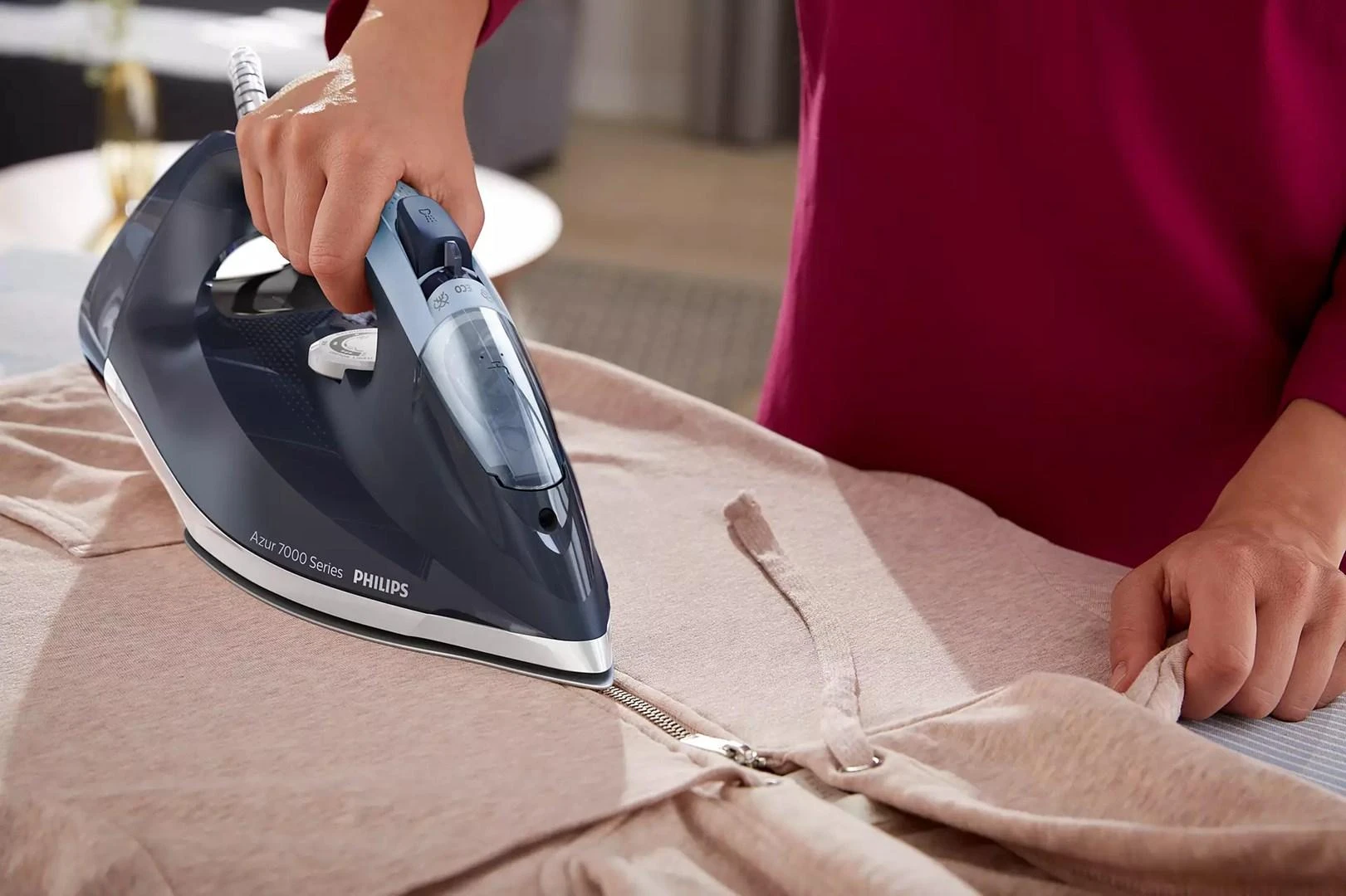 Philips garų lygintuvas 7000 serija DST7030/20, tamsiai mėlynas