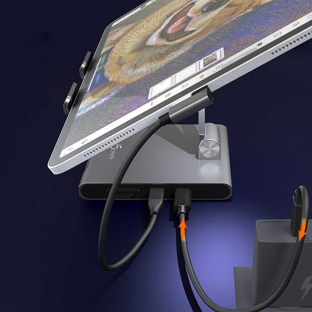 „J5create“ – daugiakampis stovas su prijungimo stotele, skirtas „iPad Pro“