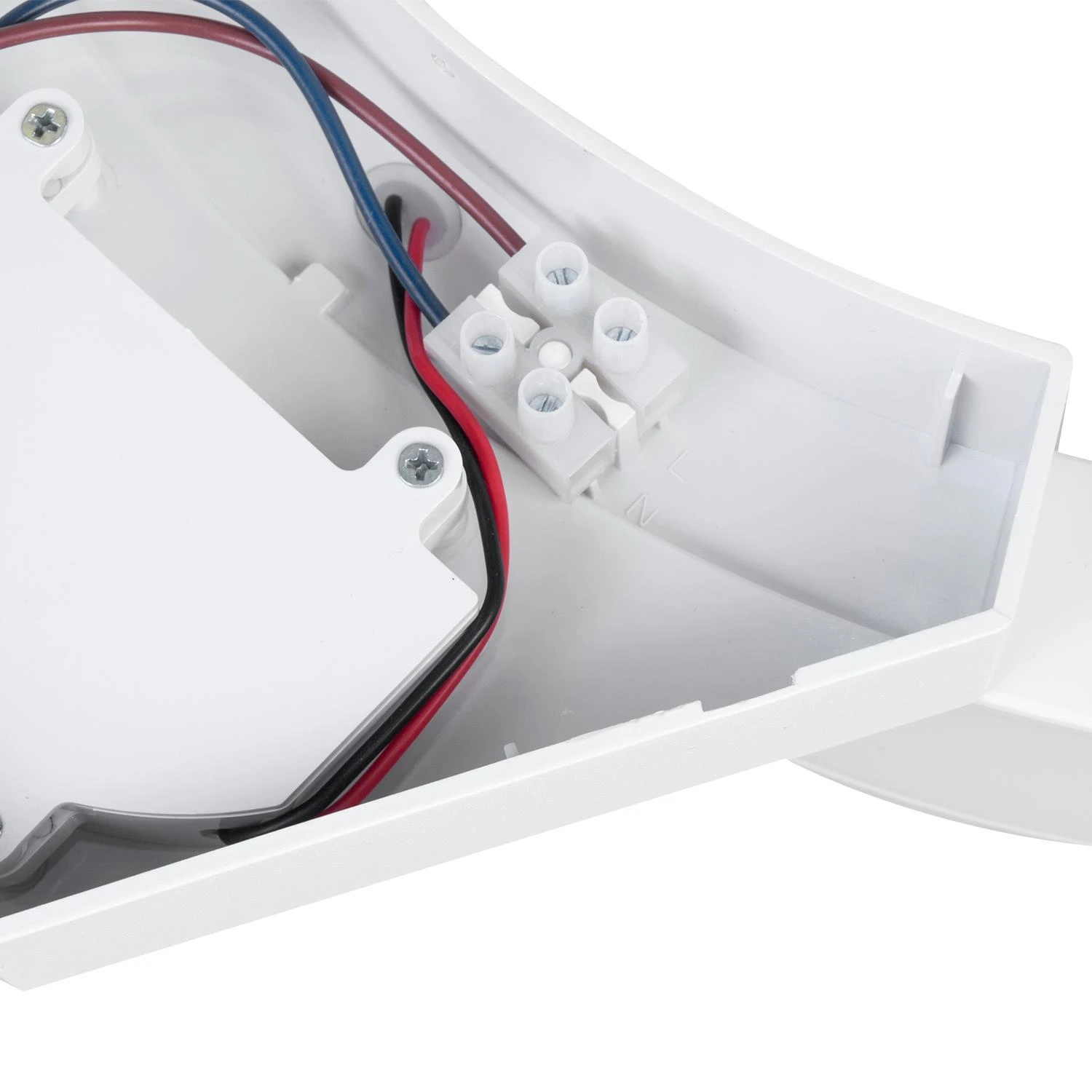 Lubinis šviestuvas MACLEAN MCE290W LED lempa su infraraudonųjų spindulių judesio jutikliu 800lm 10W IP54 baltas