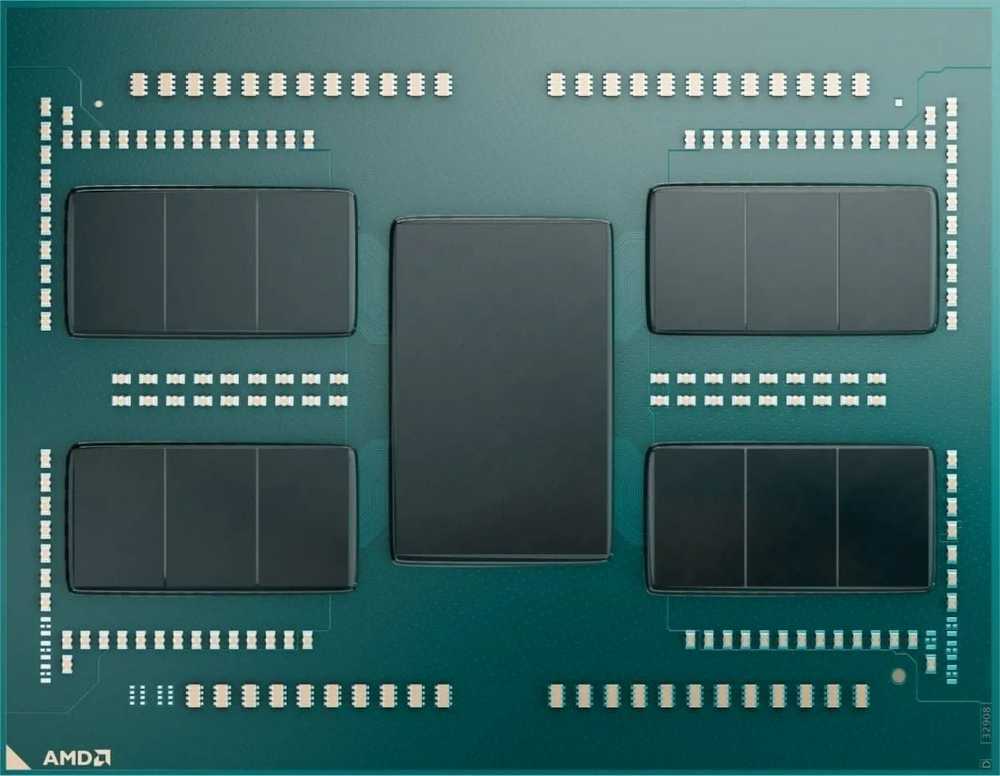 AMD procesoriaus darbalaukio „Ryzen Threadripper PRO 7975WX“ (32C/64T, 5,3 GHz maks., 160 MB, 350 W, SP6) dėklas
