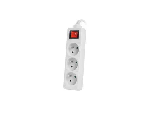 LANBERG PS1-03E-0150-W 1.5M Baltas LANTERGE CURVE 3X 230V PL WITH CIRCUIT BREAKER FULL COPPER