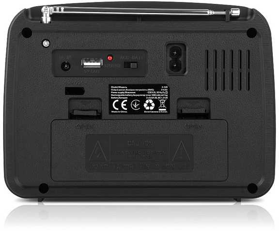 Radijas REAL-EL X-520 juodos spalvos