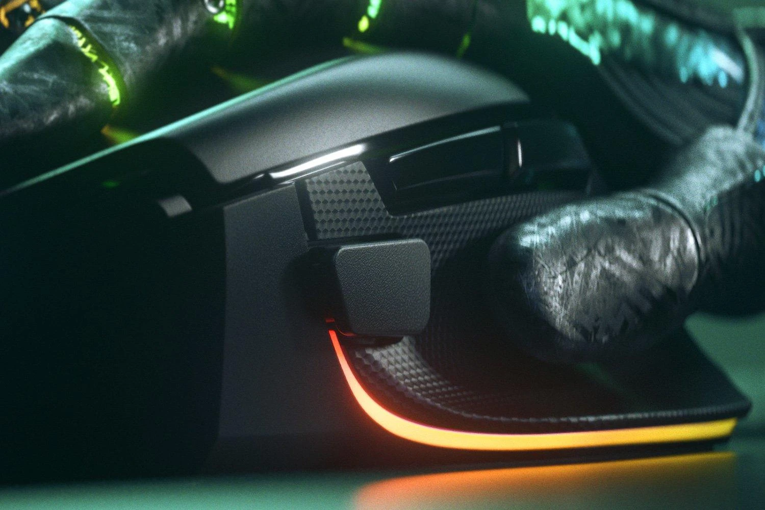 Žaidimų pelė Razer Basilisk V3