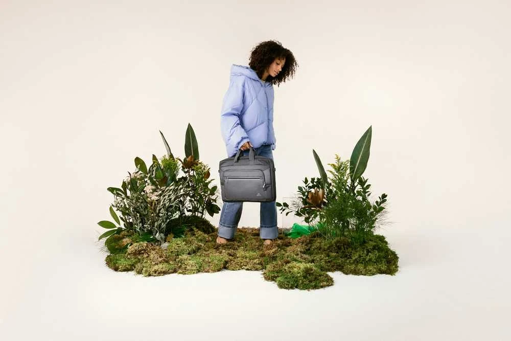 Dėklas RIVACASE 7531 pilkas Alpendorf-ECO Nešiojamas kompiuteris bag 15.6-16"