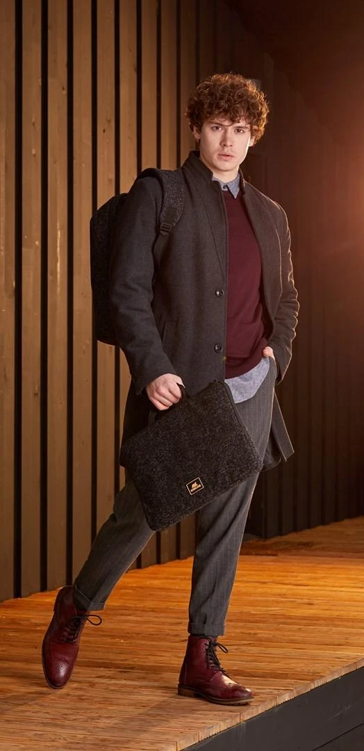 Dėklas/įmautė RivaCase 7915, juodas 15.6"
