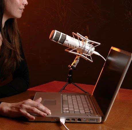 Rode Podcaster mikrofonas