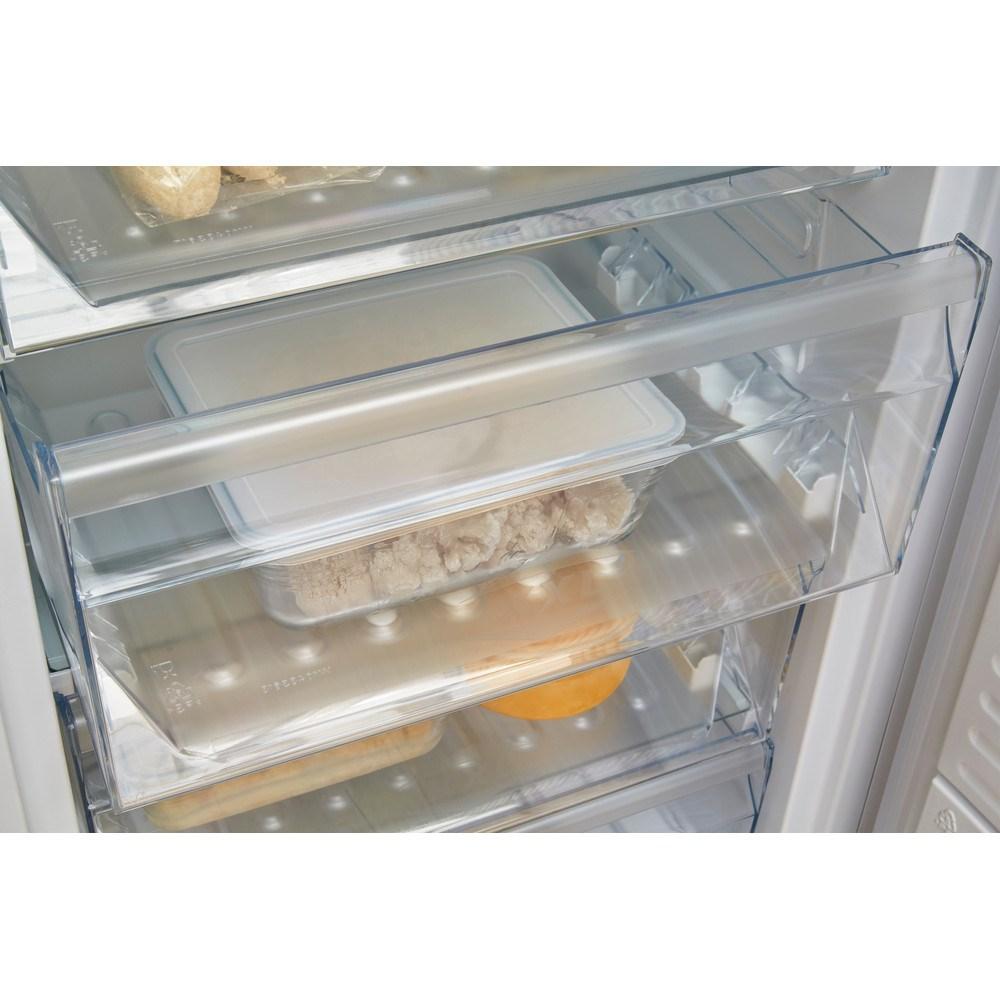Šaldiklis Whirlpool UW8 F2Y WBI F2