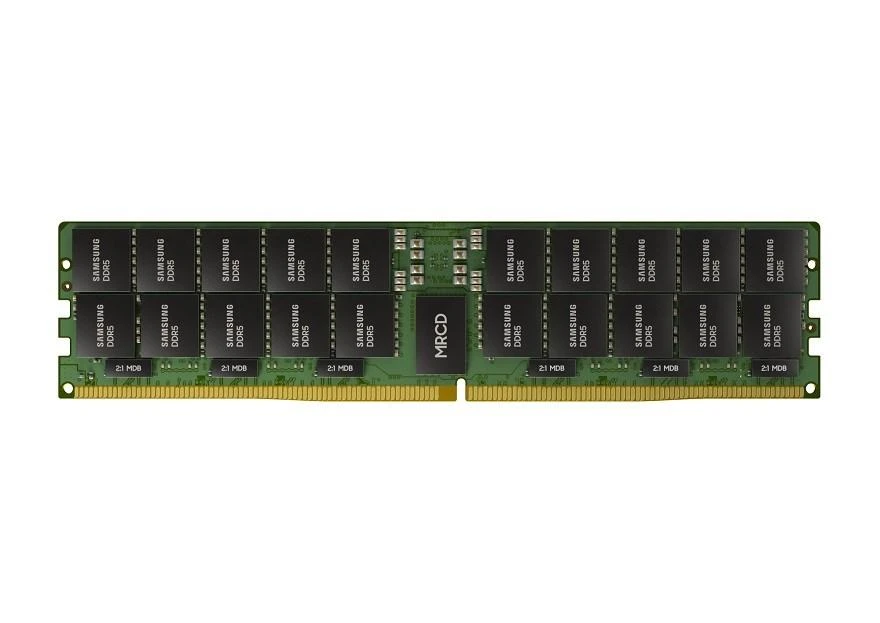 Samsung DDR5 RDIMM atminties modulis iš viršaus