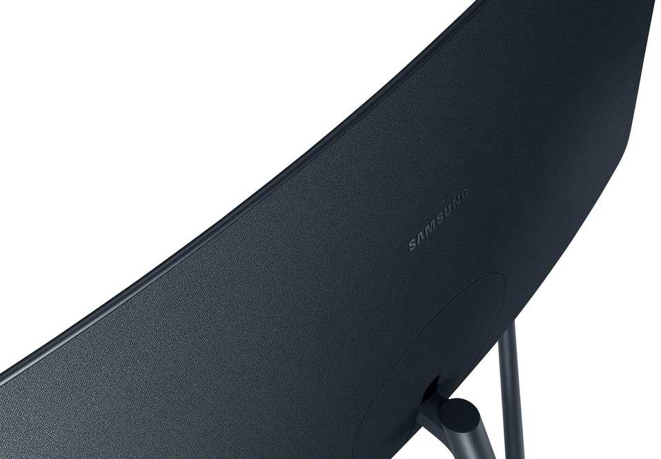 Monitorius Samsung LU32R590CWPXEN / 32" / 3840x2160 / 16:9 / 4ms
