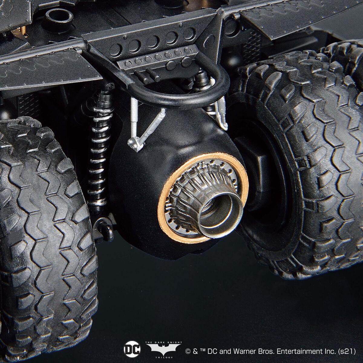 Bandai Batmobilis „Batman Begins“ 1:35 surenkamas modelis