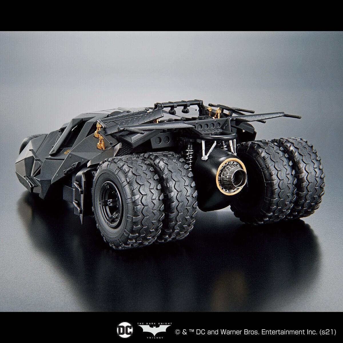 Bandai Batmobilis „Batman Begins“ 1:35 surenkamas modelis