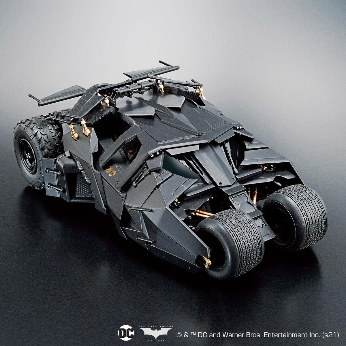 Bandai Batmobilis „Batman Begins“ 1:35 surenkamas modelis