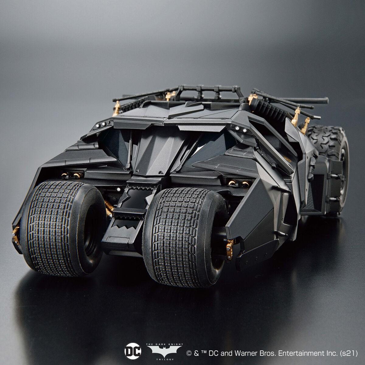 Bandai Batmobilis „Batman Begins“ 1:35 surenkamas modelis