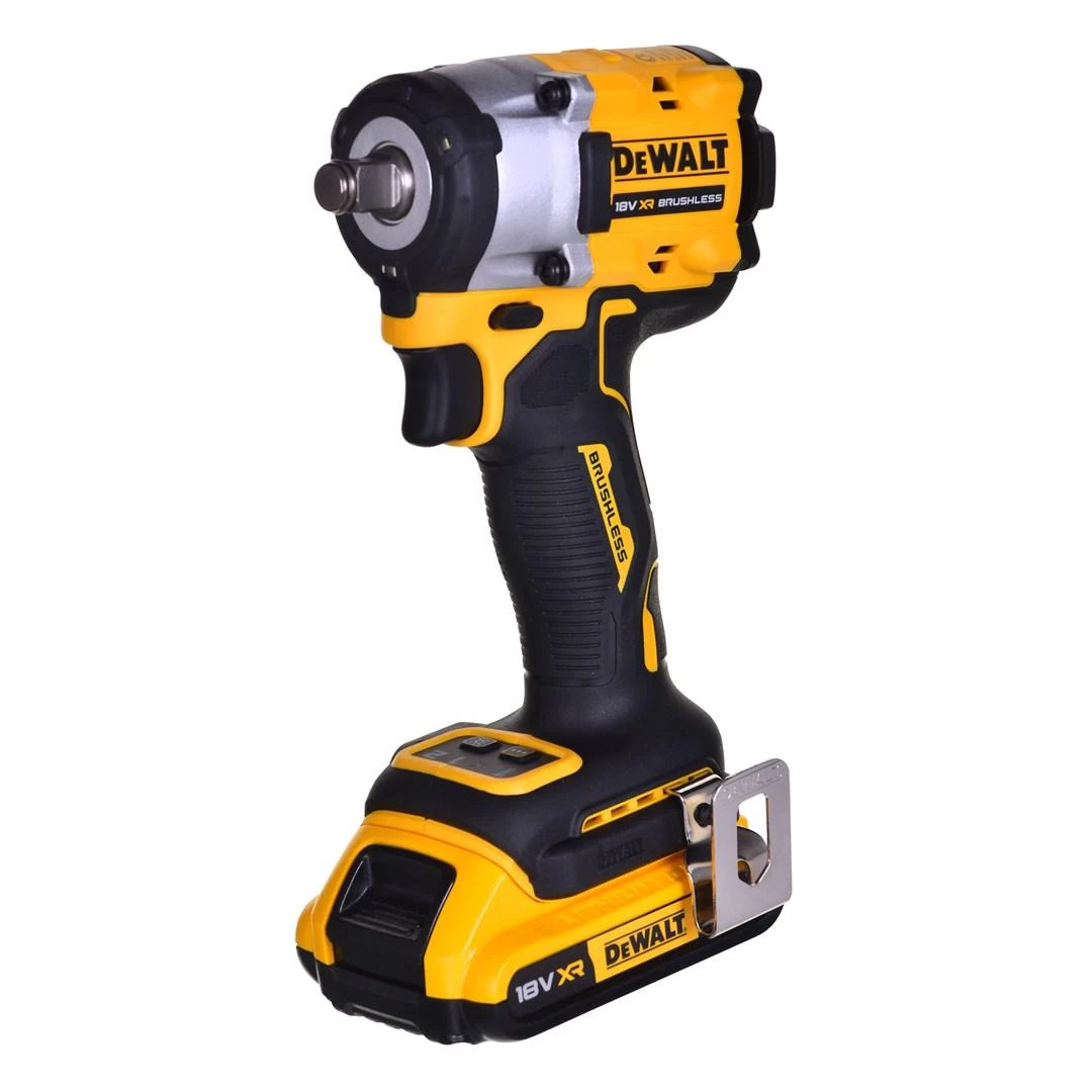 DeWALT smūginis veržliasukis DCF921D2T 18V 1/2", 406Nm, 2x2.0 Ah, TSTAK lagaminas