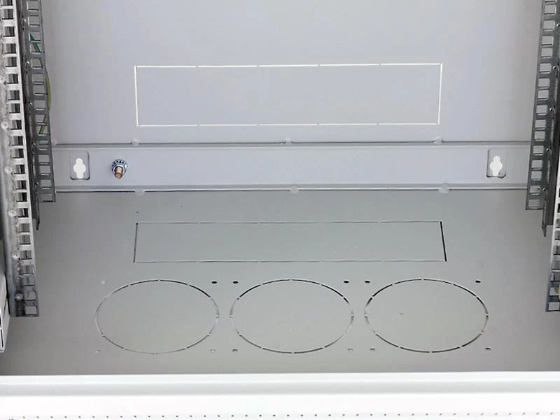 TRITON 19" vientisa spintelė 18U/500mm, nuimami šoniniai dangčiai
