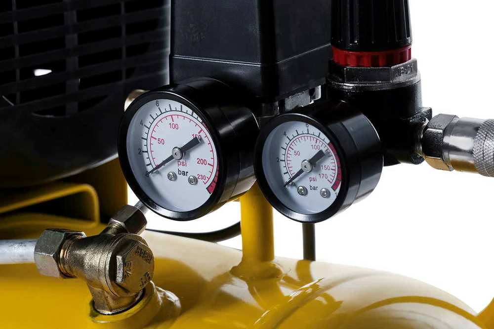Tepalinis oro kompresorius Stanley FCDV404STN006