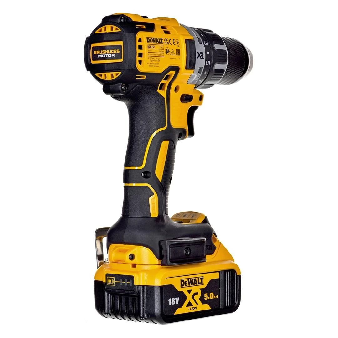 18V Akumuliatorinis suktuvas + angle bit driver DCD791P3A DEWALT