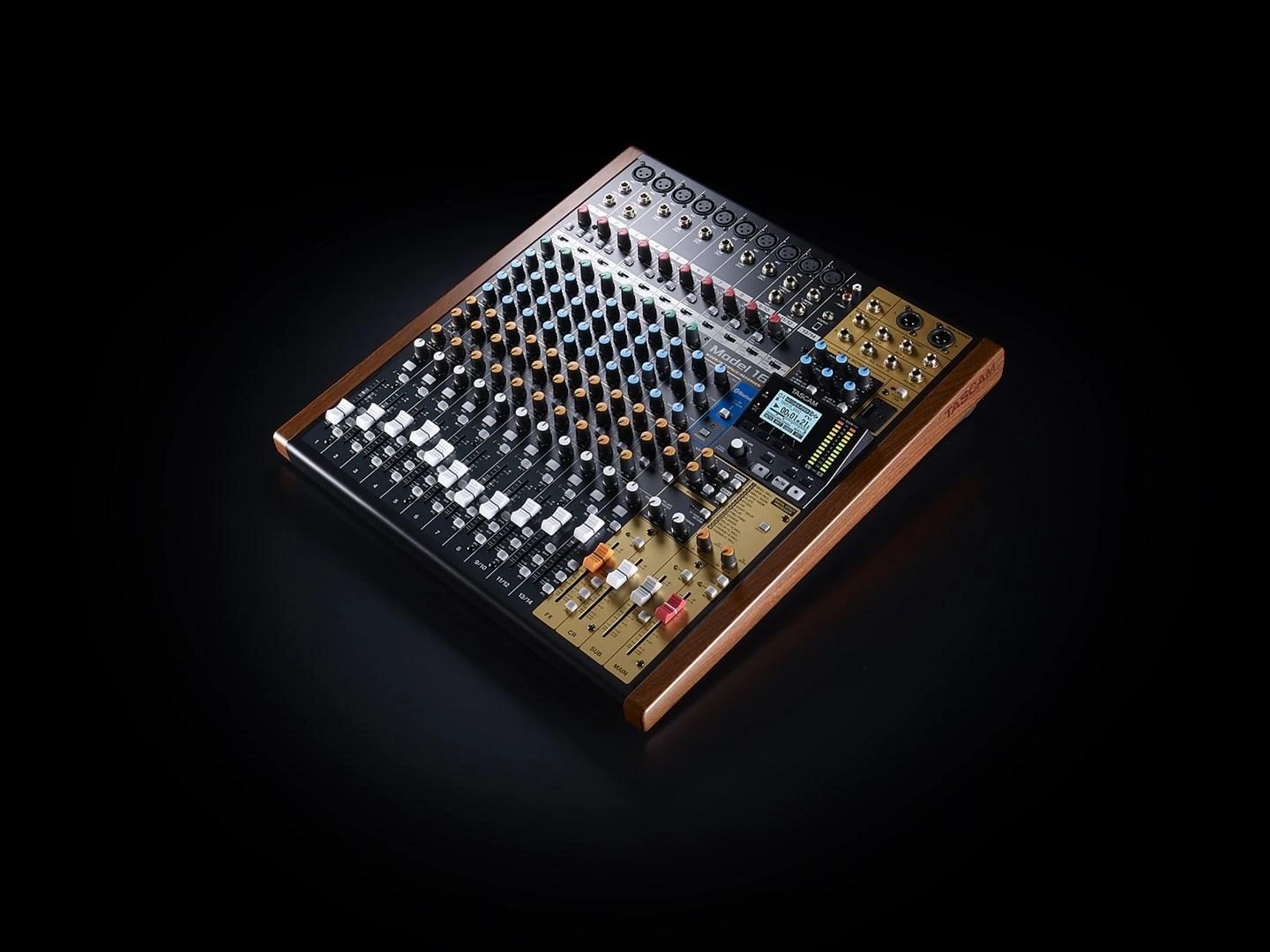 Garso Pultas - Tascam Model 16 16 Kanalai 20-30000 Hz Juodas, Auksinis, Mediena