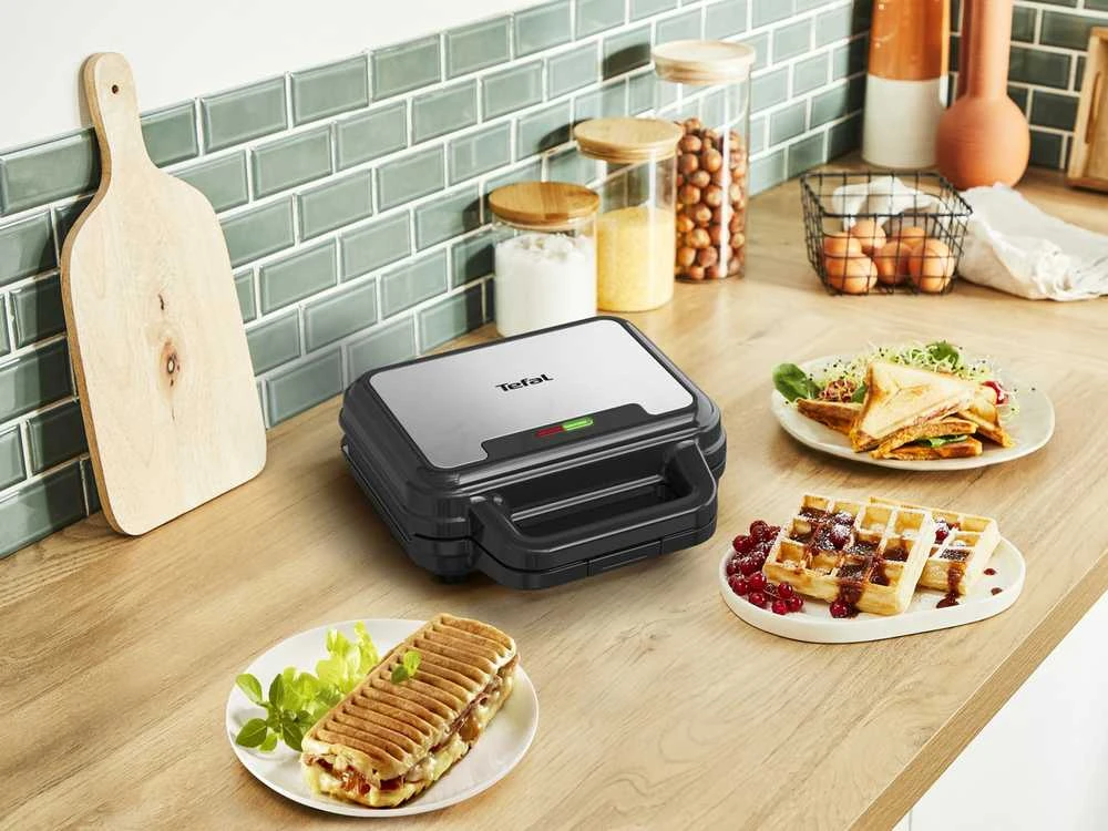 Sumuštinių keptuvas - vaflinė Tefal SW383D10, 700 W