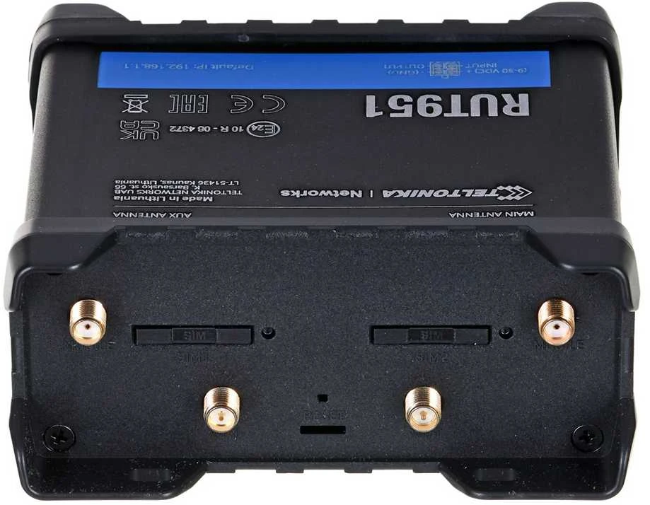 Teltonika | Pramoninis korinio ryšio maršrutizatorius | RUT951 | 802.11n | 10/100 Mbit/s | Ethernet LAN (RJ-45) jungtys 3 | Tinklo palaikymas: ne | MU-MiMO: ne | 2G/3G/4G | Antenos tipas: 2 x SMA, skirtas LTE, 2 x RP-SMA