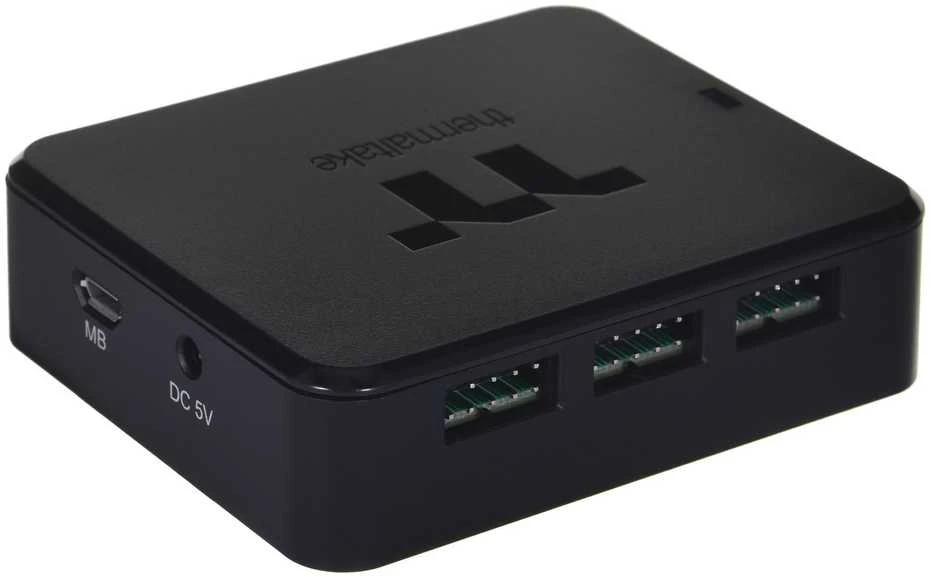 Thermaltake USB skirstytuvas, priekinis vaizdas