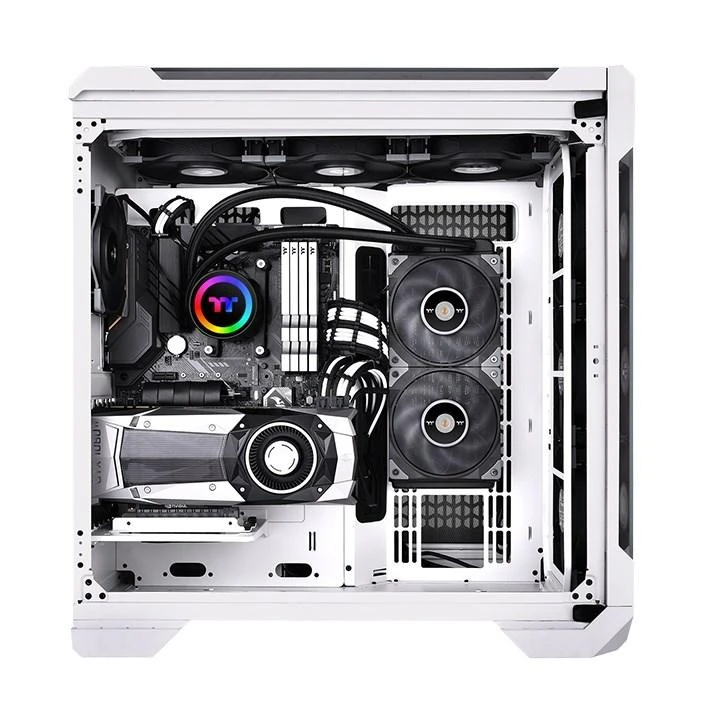 Thermaltake CL-W319-PL12BL-A