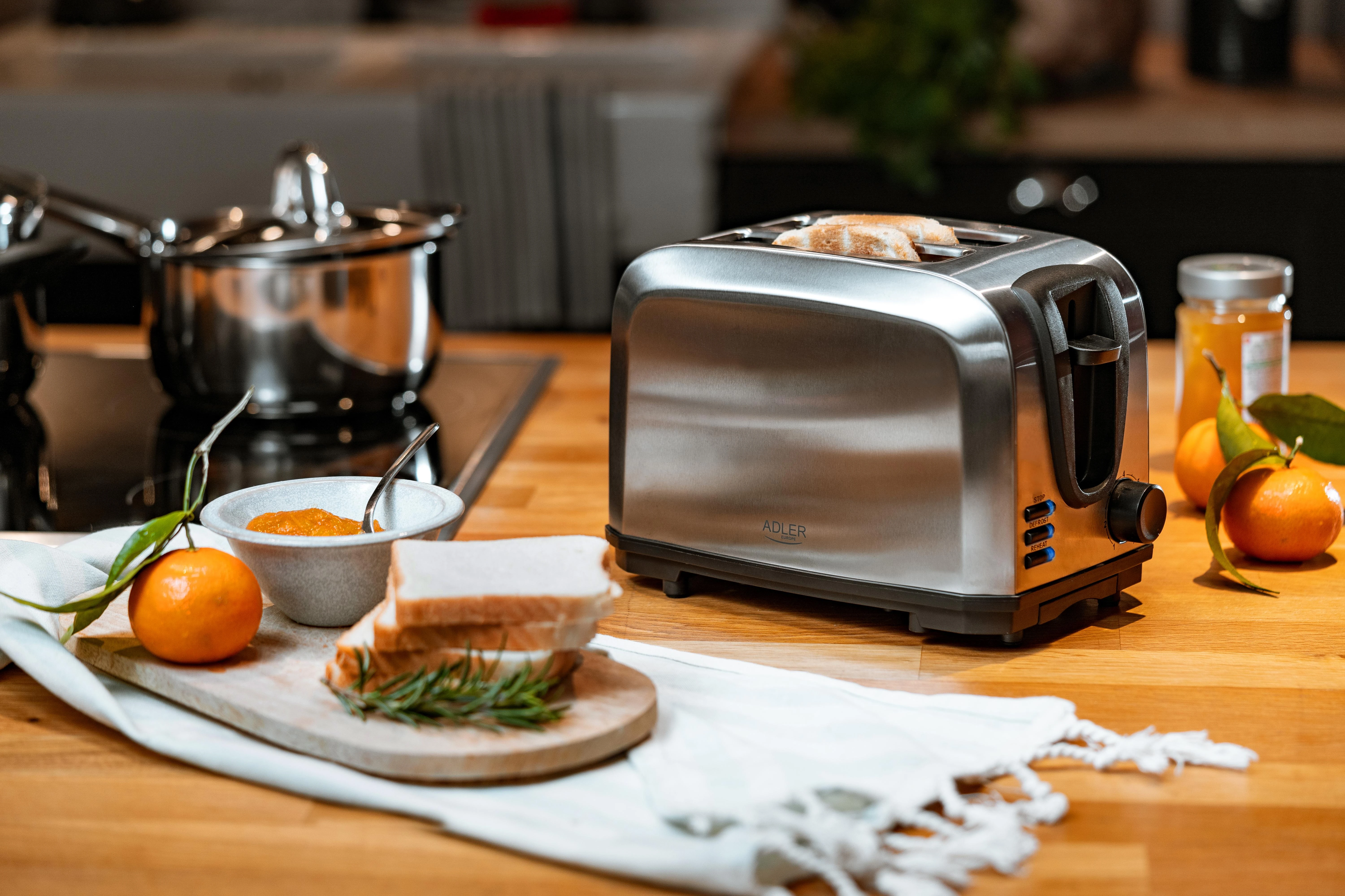 Skrudintuvas Adler Toaster AD 3222 Power 700 W Number of slots 2 Housing material Nerūdijantis plienas Sidabrinis