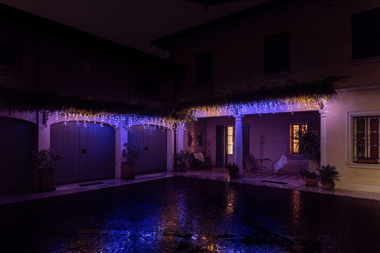 Kalėdinė išmanioji lempučių girlianda Twinkly Icicle 190 LED RGB, varvekliai, daugiaspalvės