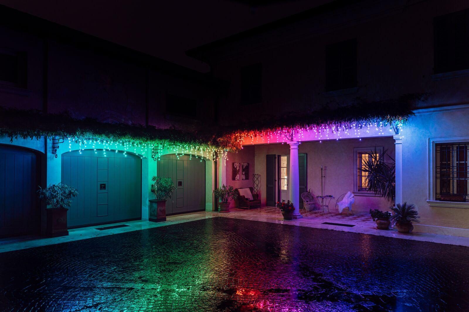Kalėdinė išmanioji lempučių girlianda Twinkly Icicle 190 LED RGB, varvekliai, daugiaspalvės