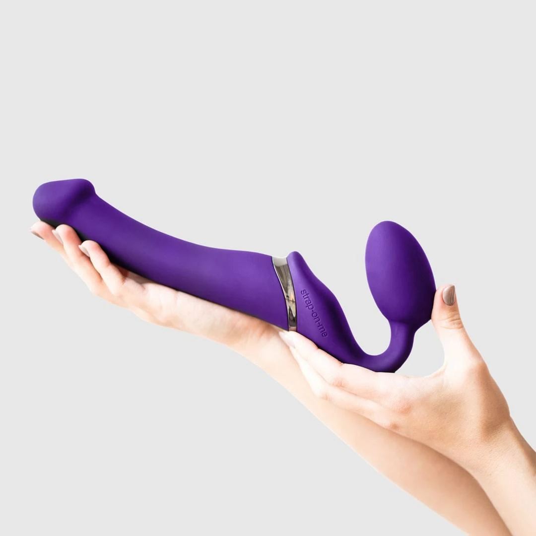 Strap On Me Vibrating Strap-On M Violetinė