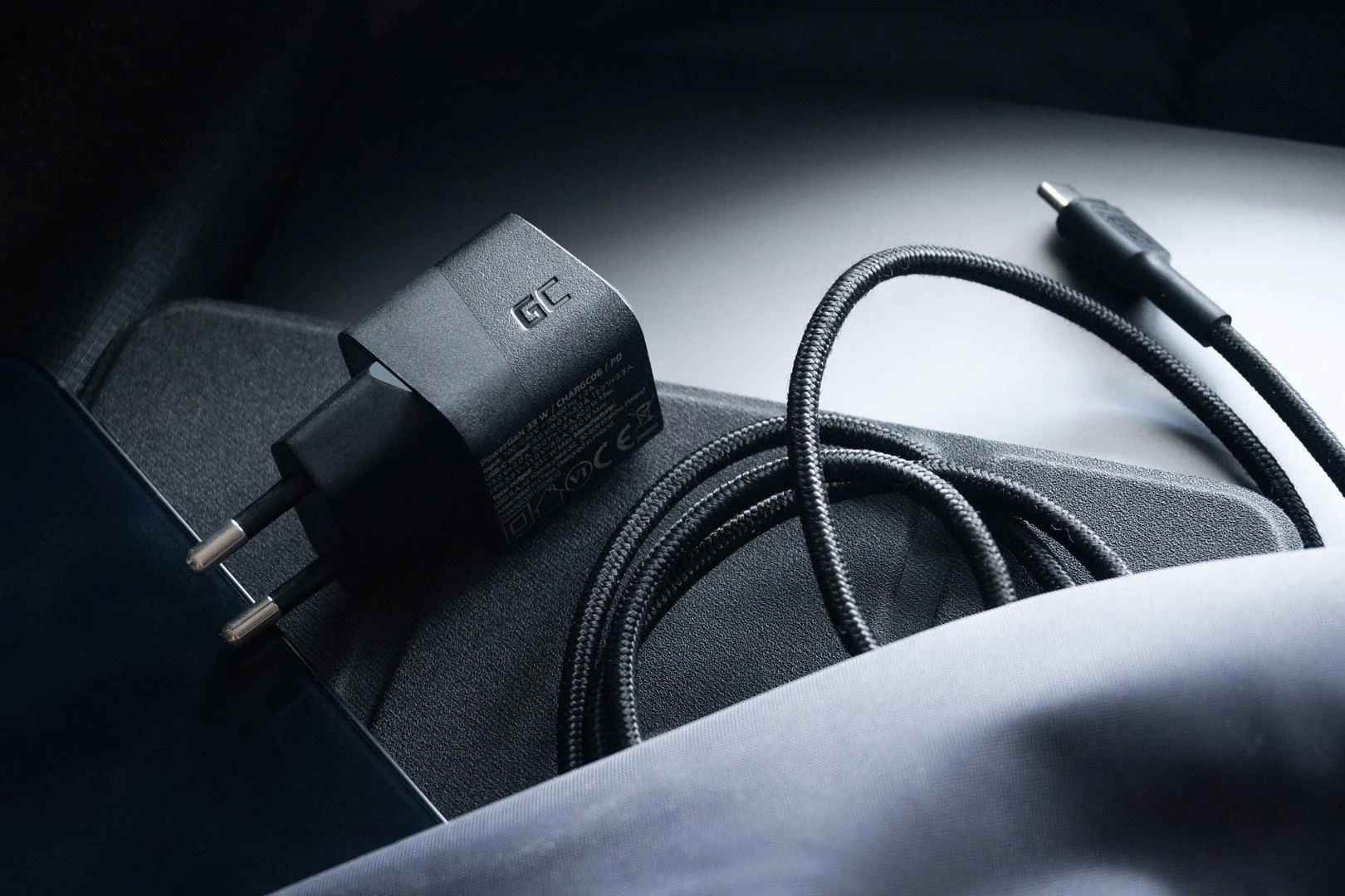 Green Cell Žalias Cell Žalias CELL Charger USB-C GaN GC PowerGaN 33W PD 3.0 QC 3.0 1x USB-C juodas