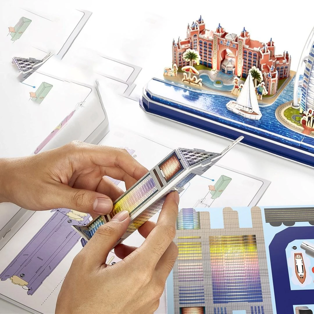CUBICFUN City Line 3D dėlionė su LED (didelė)„Dubajus"