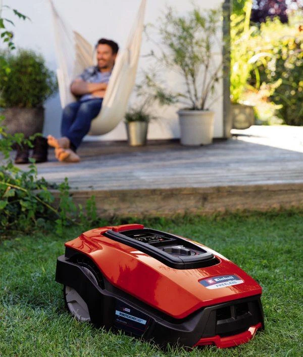 Vejos robotas Einhall Freelexo 600 BT