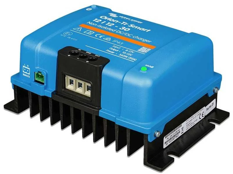 Victron Energy 12/12V 30A įkroviklis su radiatoriumi