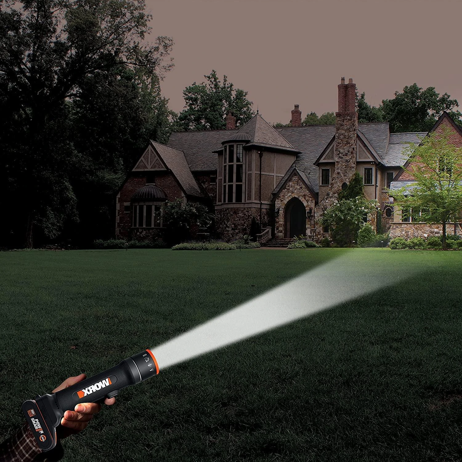 WORX daugiafunkcinė LED lempa, 20V, 120–510 liumenų, WX027.9