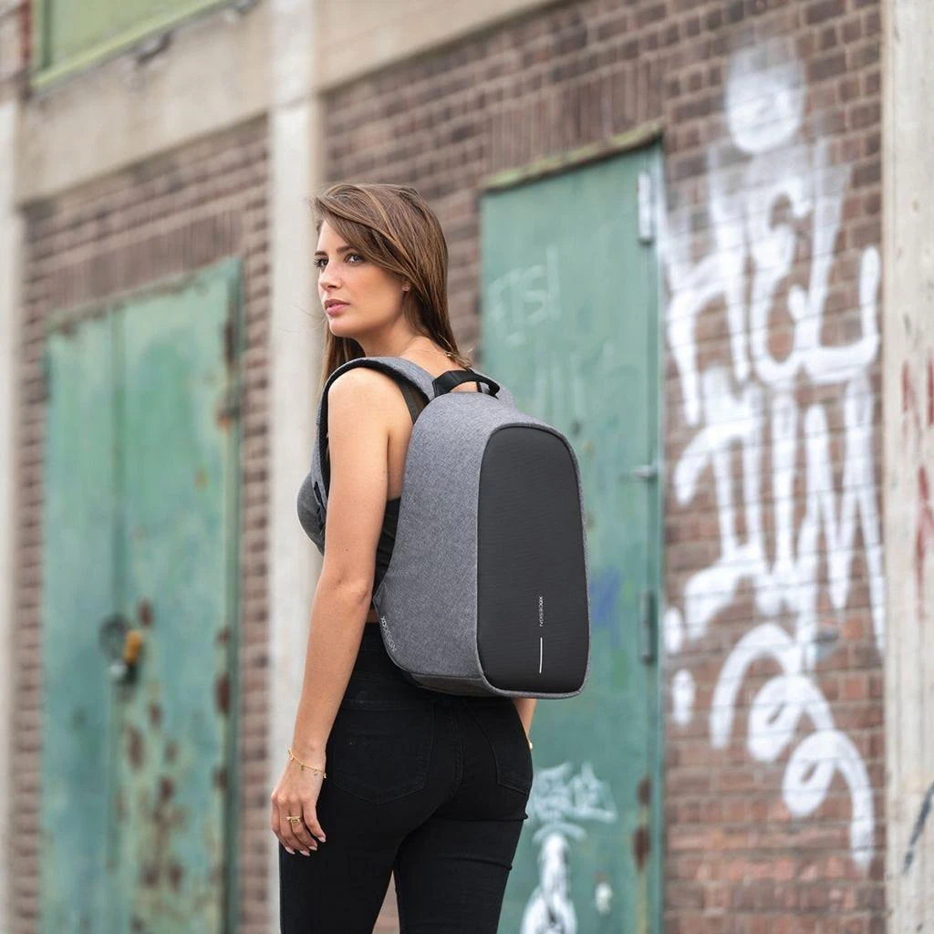 Kuprinė nešiojamam kompiuteriui XD Design Anti-Theft Bobby Hero Small Grey, pilka, 11.5 l
