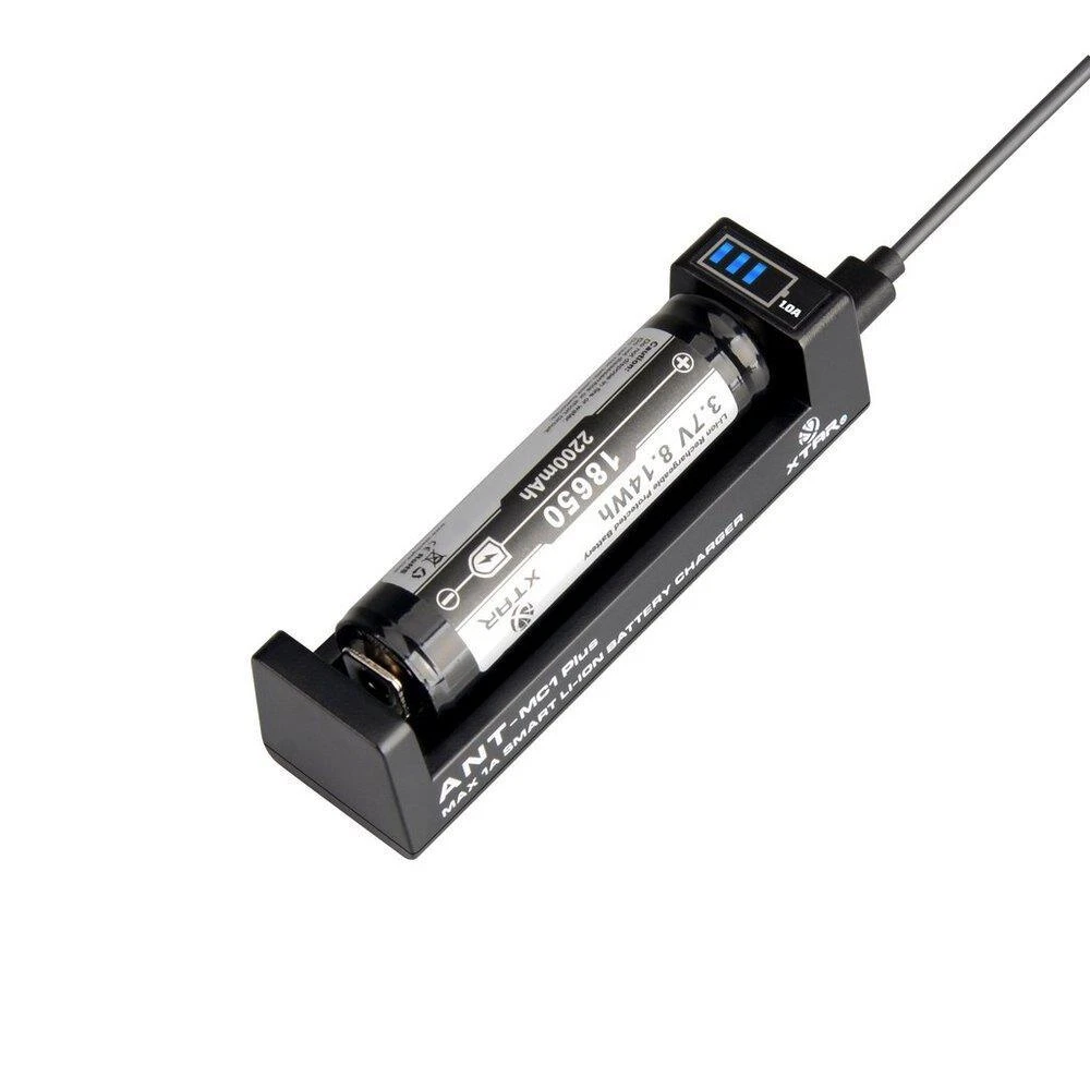 Xtar ANT įkroviklis su 18650 akumuliatoriumi