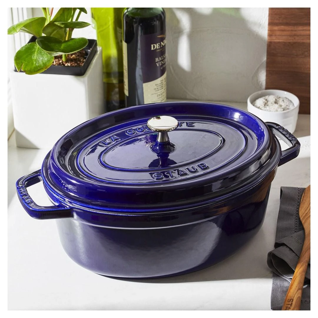 Staub Oval Cocotte, 29cm ketaus, tamsiai mėlyna