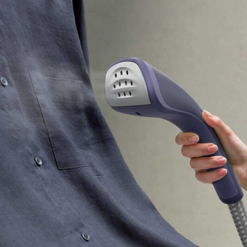 Rankinis drabužių garintuvas Electrolux Delicate 7000 (E7US1-4MN)
