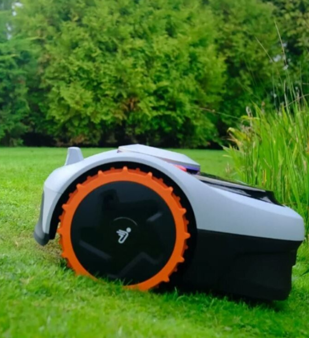 Segway Navimow i105E Belaidis vejos pjovimo robotas skirtas iki 500 m² vejai