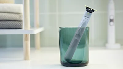 Barzdaskutė Philips OneBlade 1st Shave QP1324/20 aprašymas - Prekės nuotrauka
